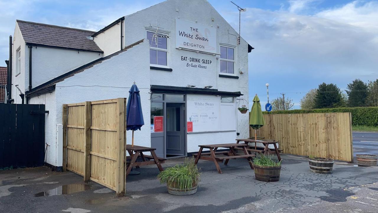The White Swan Deighton Hotel York Buitenkant foto